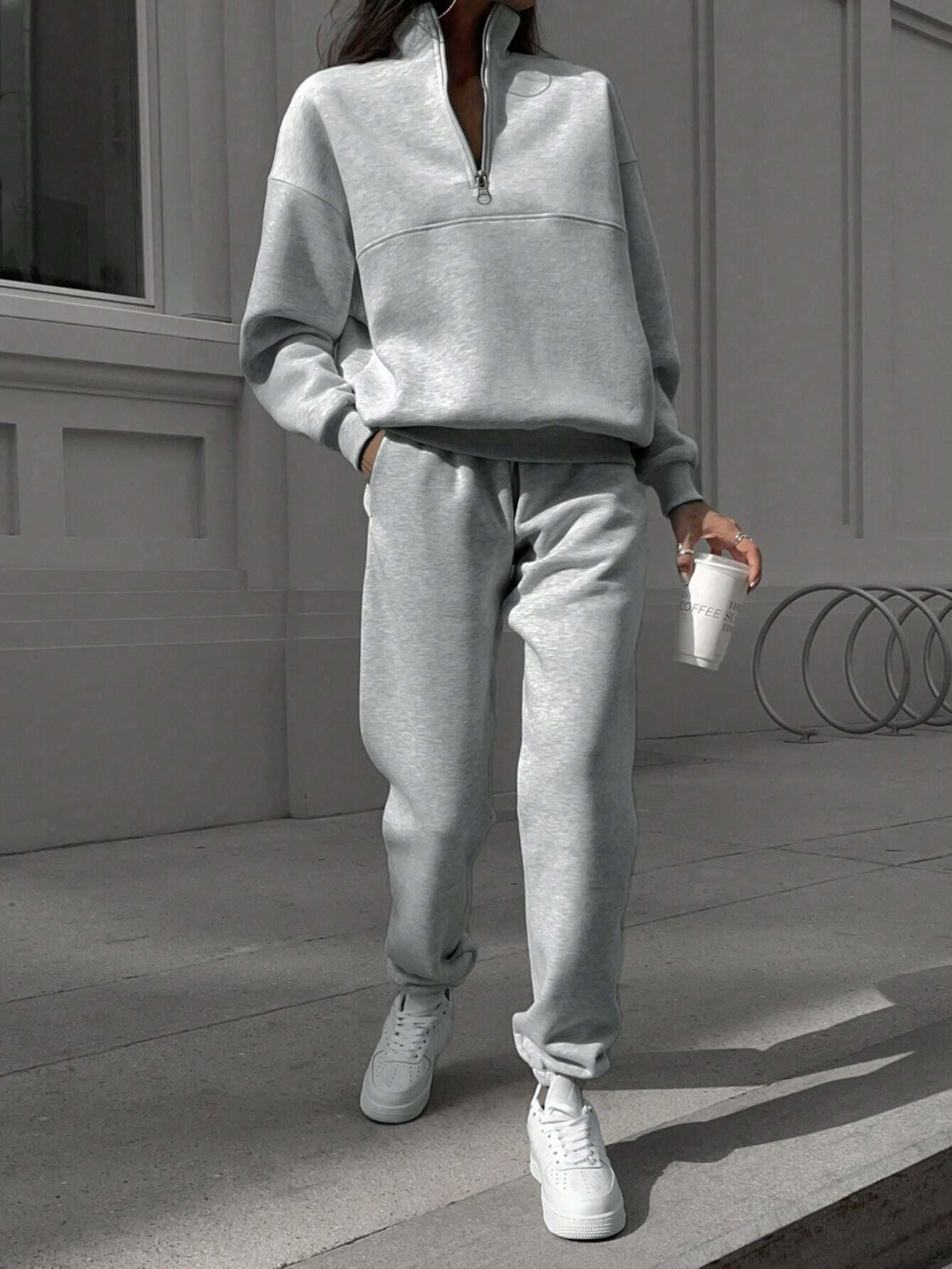 SHEIN X Carly Lawrence INAWLY Women'S Half Zipper Hoodie and Jogger Pants Two Piece Set